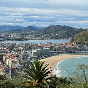 Apartment Usandizaga Apartment, Second Line Beach, Free Parking, San Sebastian
